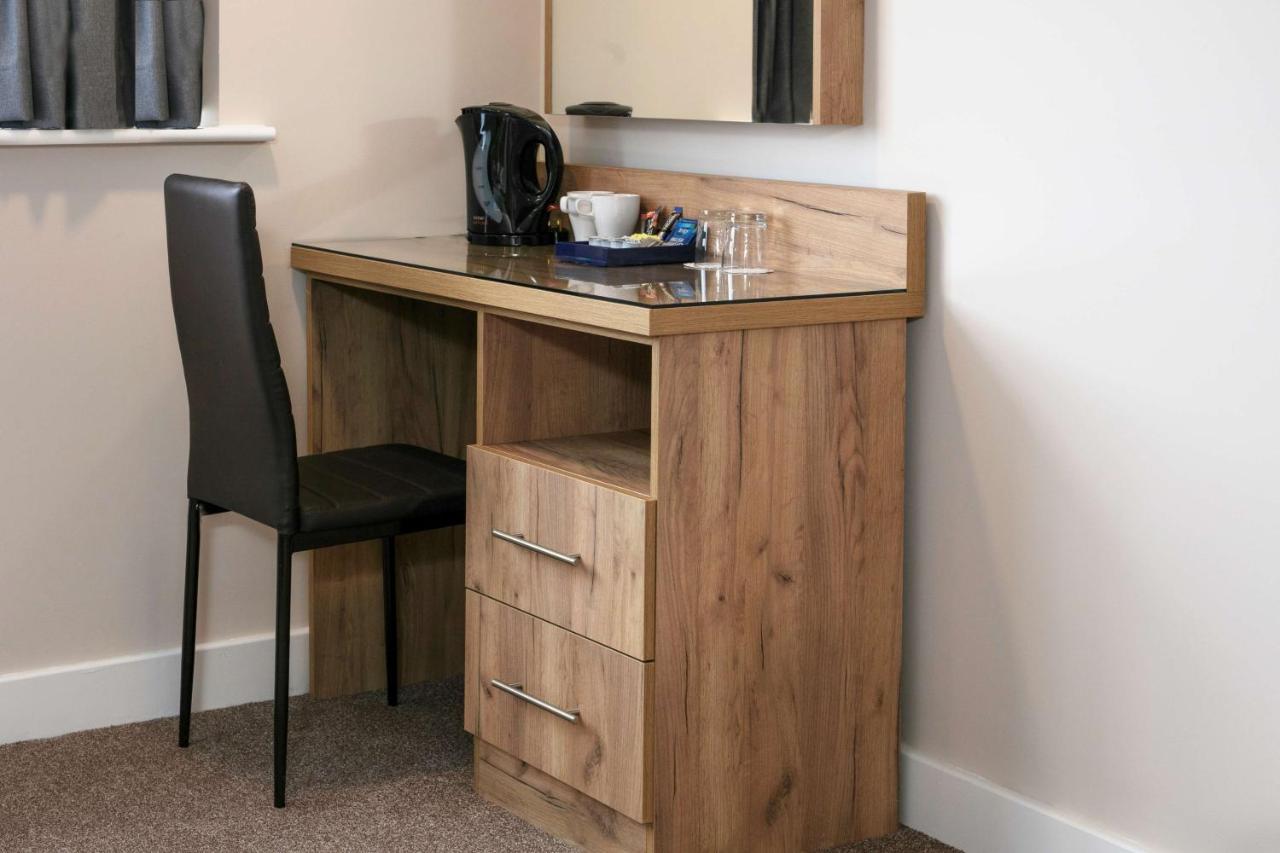 Best Western Northfields Ealing Hotel London Exteriör bild