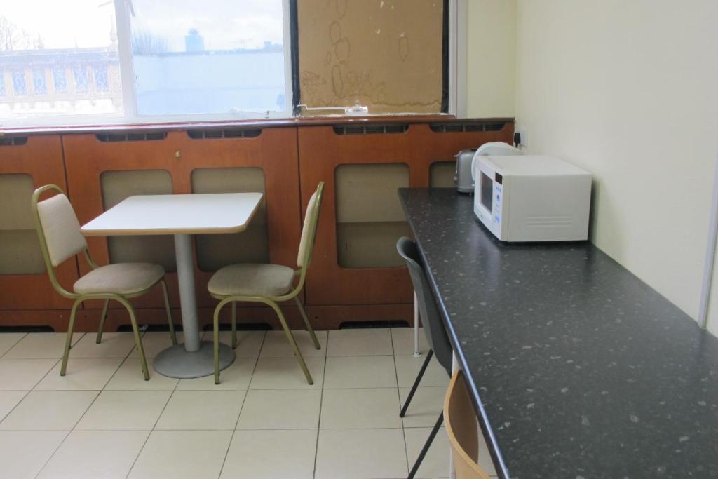 Best Western Northfields Ealing Hotel London Exteriör bild